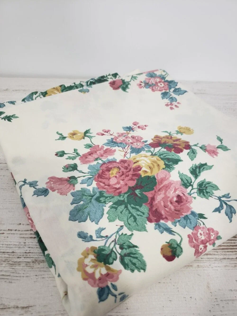 Thomaston Full Flat Floral Sheet Vintage Cottagecore Grandmacore Shabbychic
